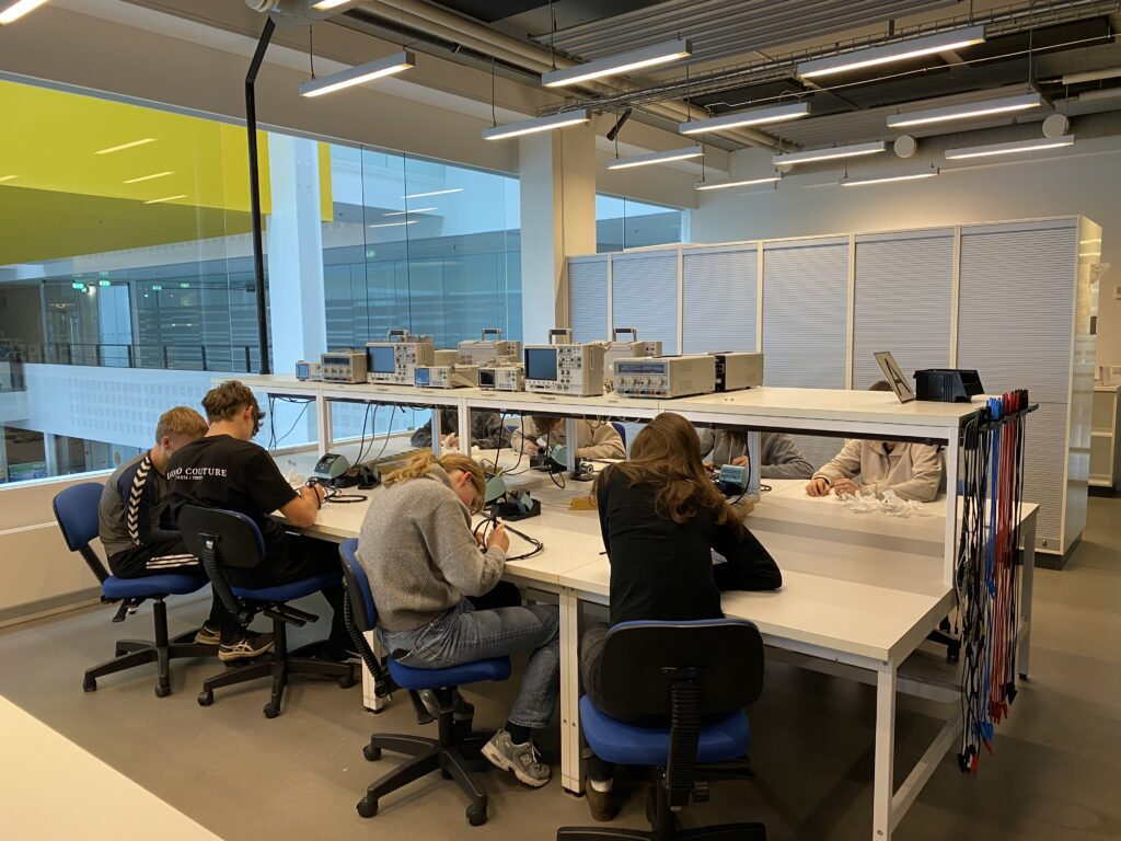 Udskolingselever var i ingeniørpraktik hos SDU