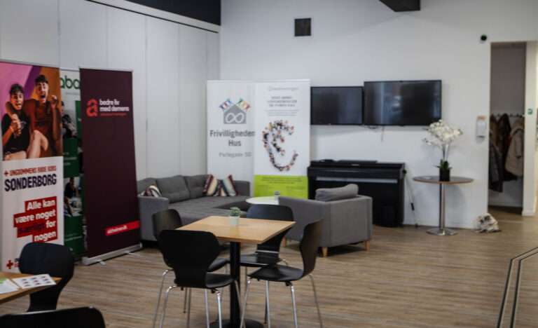 Vi spiser påskefrokost sammen