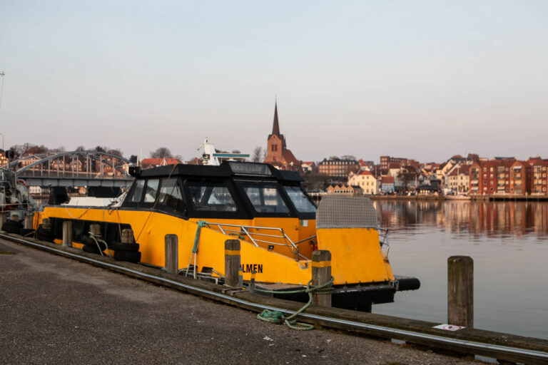 De gule turbåde sejlede væk