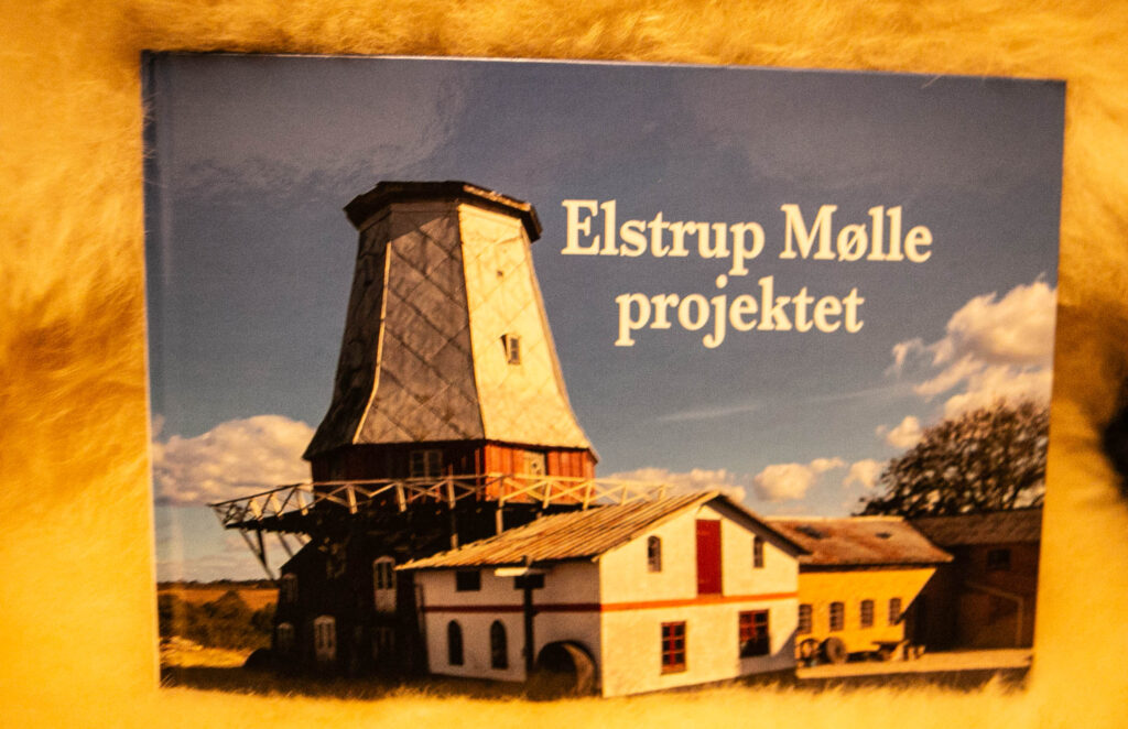 Nu er der skrevet en bog om Elstrup Mølle