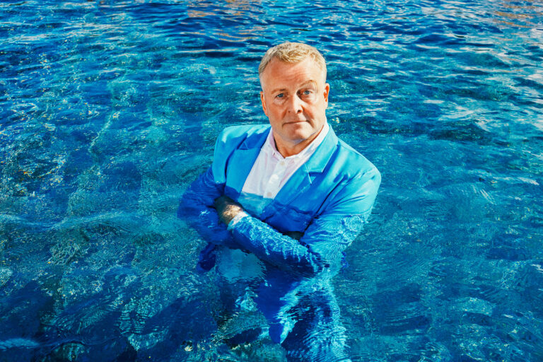 Jan Gintberg elsker Sønderborg og sætter et show mere op