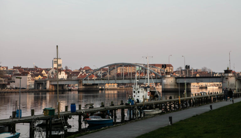 Der skal findes investorer til 2.500 nye boliger