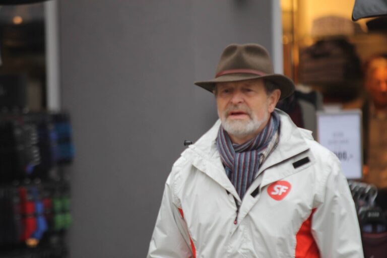 Debat: Velfærd fremfor skæve skattelettelser