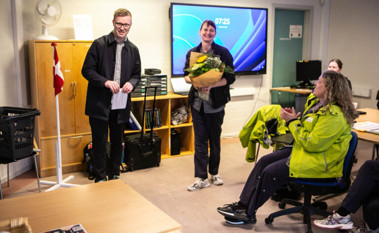 Mette fra hjemmeplejen på Nordals fik en flot buket