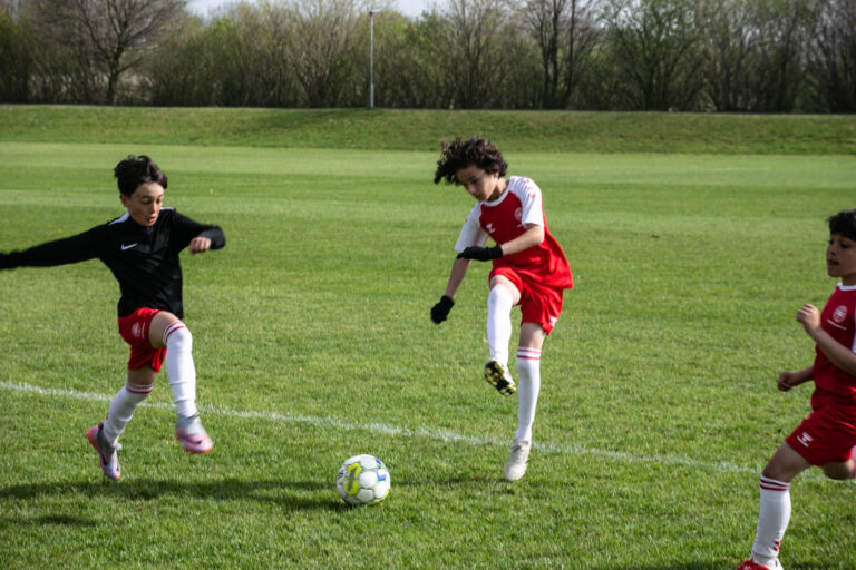 83 børn har det sjovt i Get2Sports fodboldskole