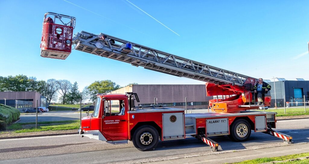 Brandbiler rykkede ud til en skorstensbrand