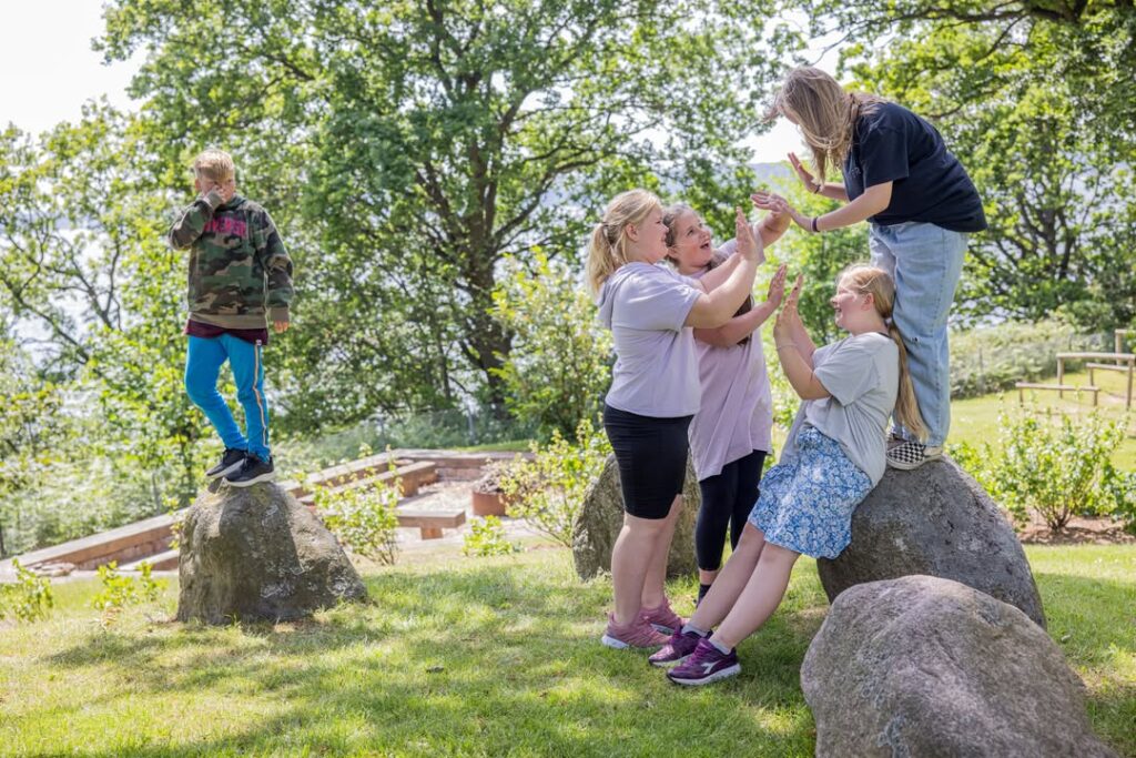 Gå en tur ved Støvlen og støt børn på Julemærkehjemmene