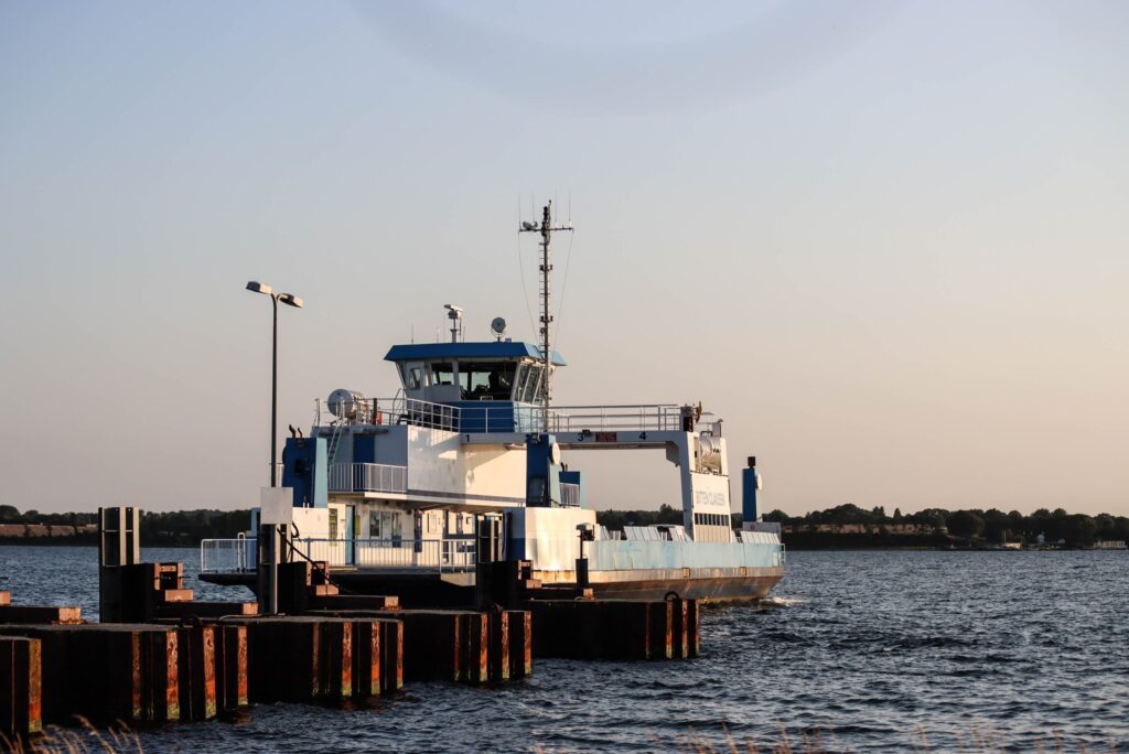 Færgen Bitten sejler Riverboat-sejlads lørdag aften