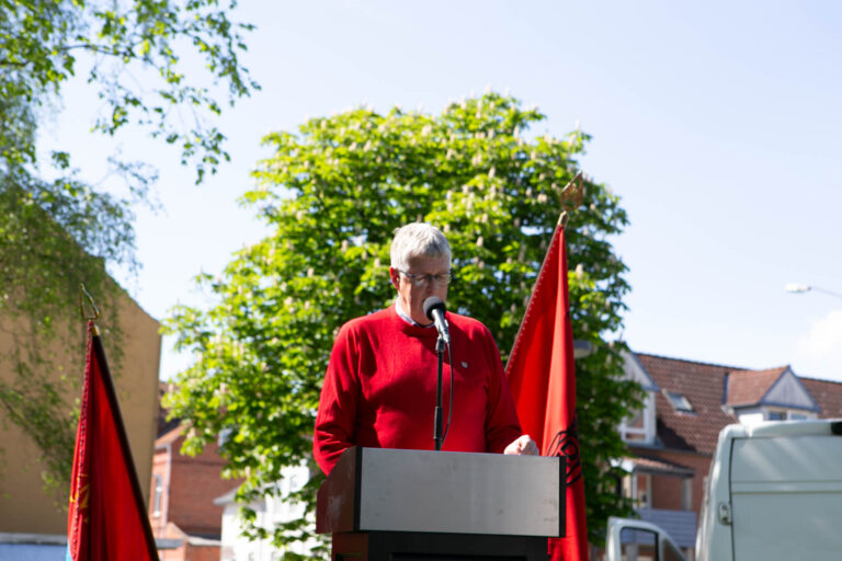 Borgmesteren holdt tale i Kongevejsparken