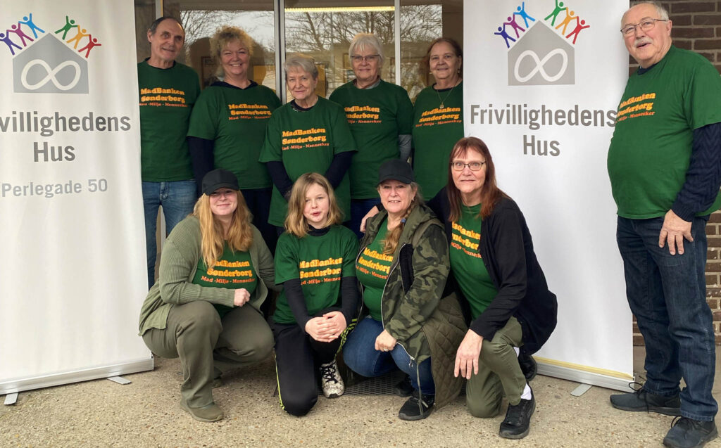 Madbanken får besøg af borgmester Erik Lauritzen