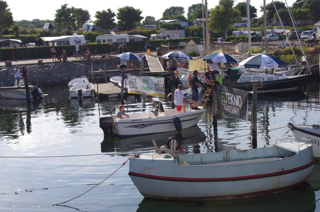 Havnefest og pælesidning i Mommark