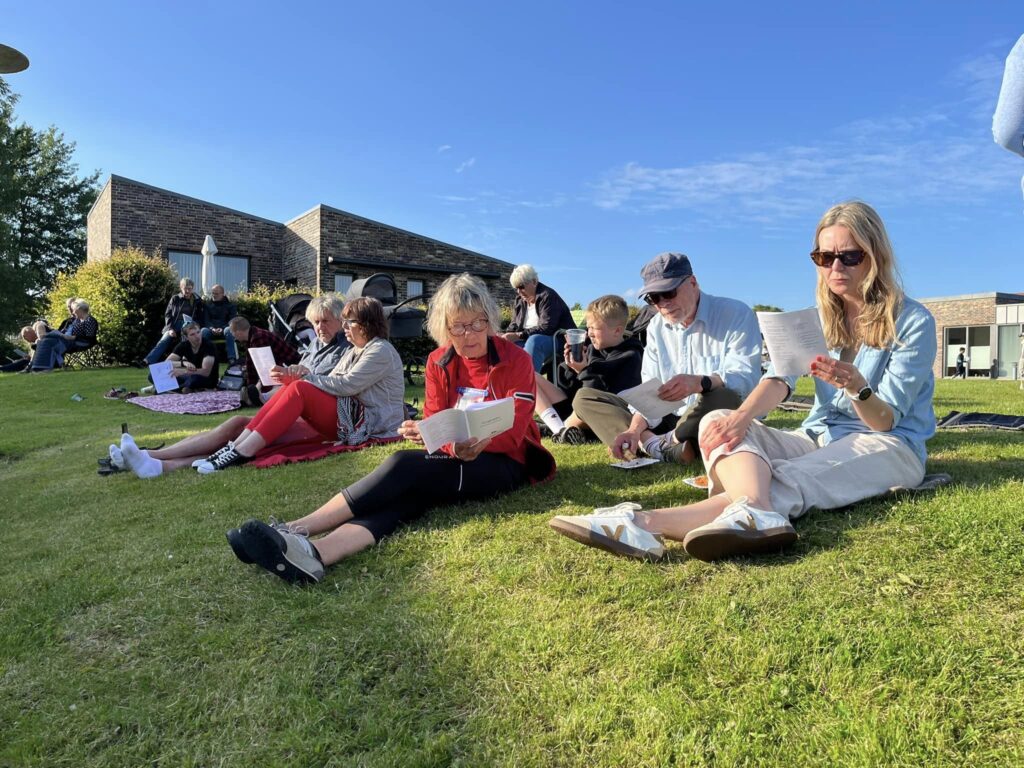 Fællessang ved Sildekulen