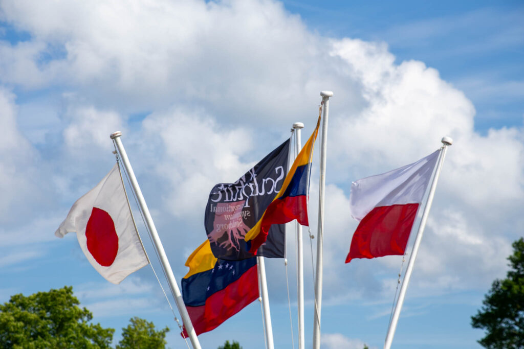 WoodSculpture-kunsterne nærmer sig målet
