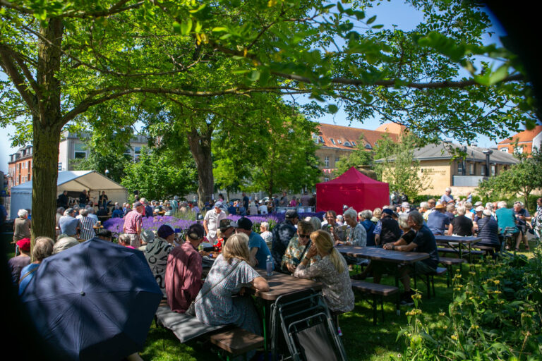 Festlig og glad jazz i Apotekerhaven