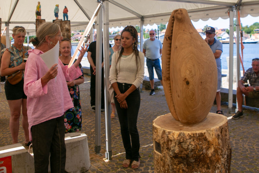Kunstnerne sagde farvel til deres WoodSculpture-skulpturer