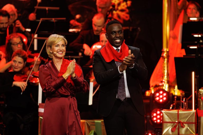 Køb billet og glæd dig til Alletiders Juleshow