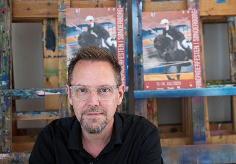 Thomas Lunau har lavet årets ringriderplakat