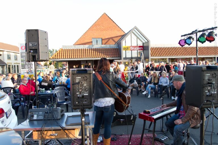 Der er snart Skovby by Night