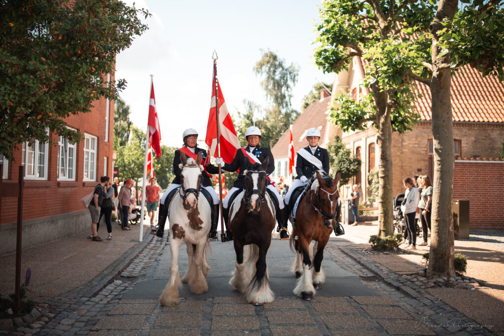 Her er dagens program for ringridningen i Broager