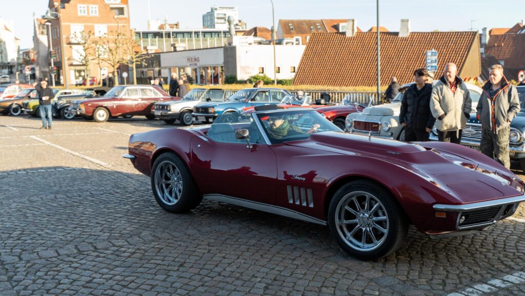 Kirketorvet er reserveret til veteranbilerne