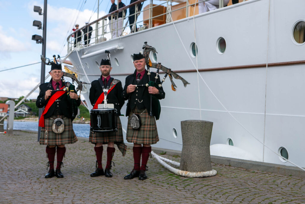 Mon Dronning Margrethe er ombord på Dannebrog?