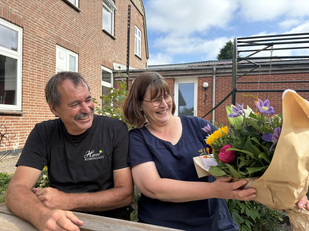 Ute og Klaus Eigenmann fik blomster og chokolade af borgmesteren