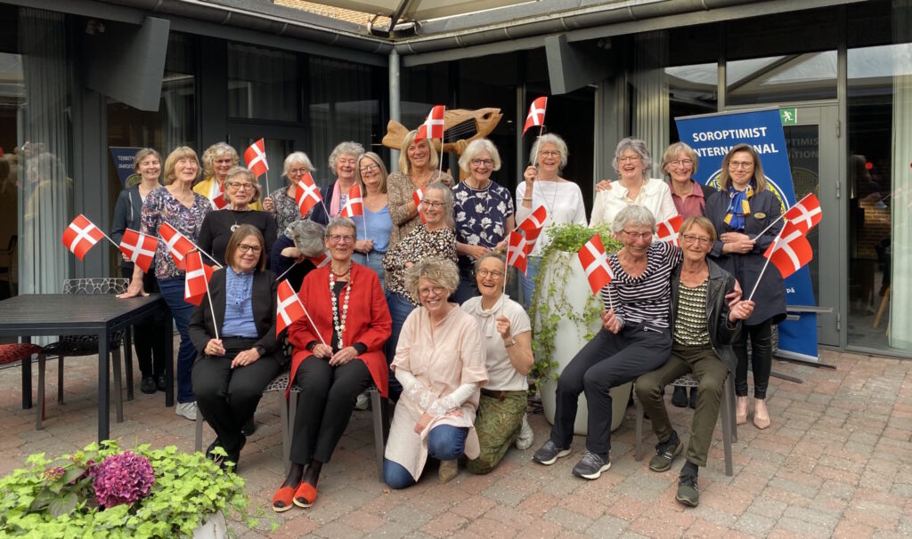 Verdens Bedste Nyheder deles ud den 5. september