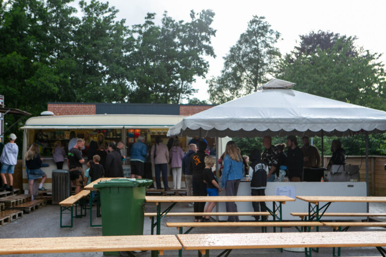 Nøffel Idrætsuge sender løbere og walkere afsted