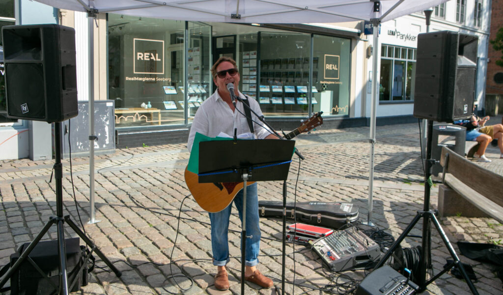 Hyggelige timer sammen med Oliver Jon