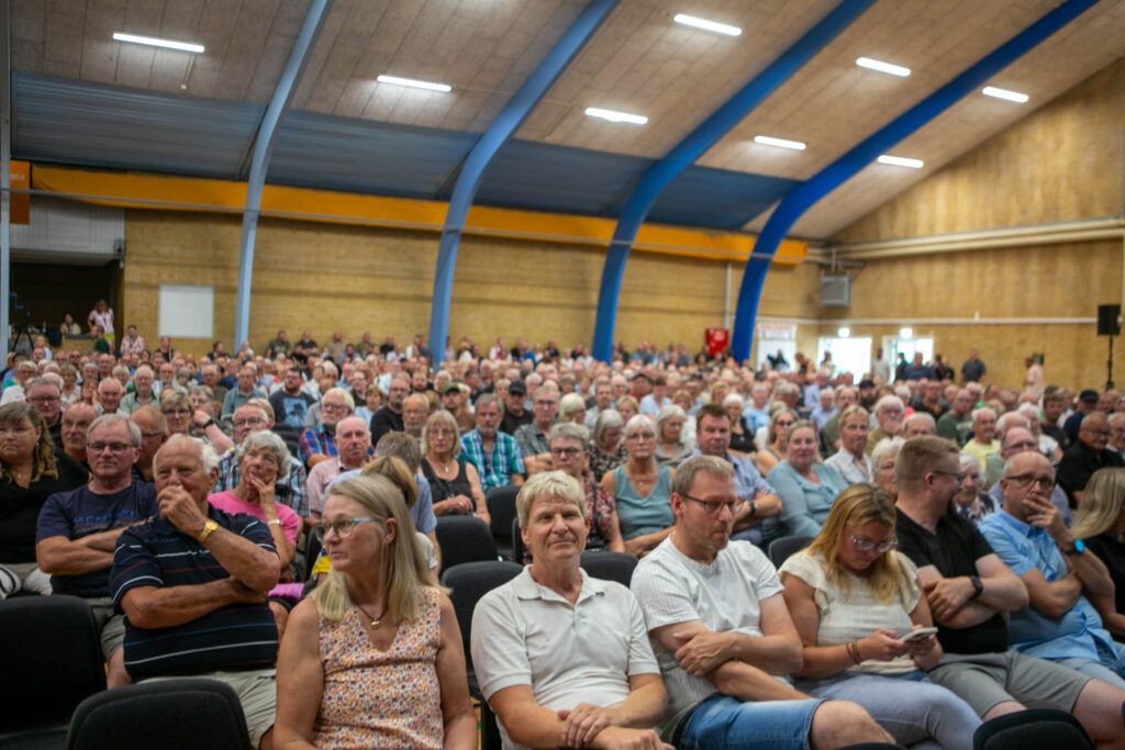 Fjernvarmekunder på Nordals fik en forklaring på prisstigningerne