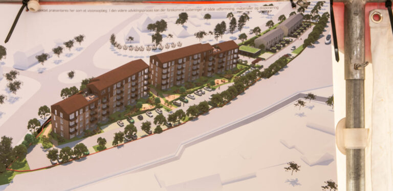 Kommunen bakker op om byggeri på Politigrunden