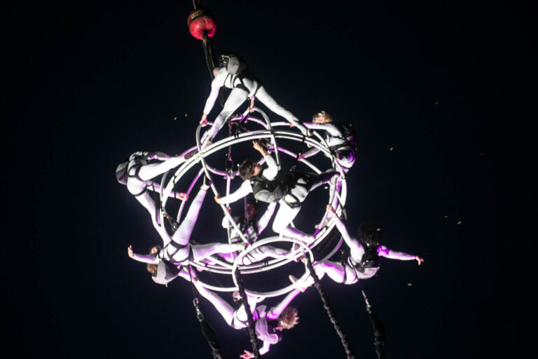 Fantastisk oplevelse – Kaosmos i luften ved Alssund