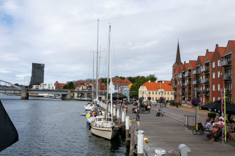 Torsdag sættes der børnehaver i vandet