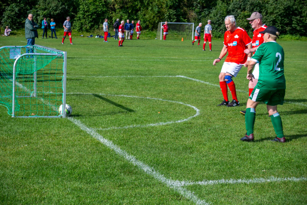 Fodbold i et tempo der ikke tager pusten fra nogen