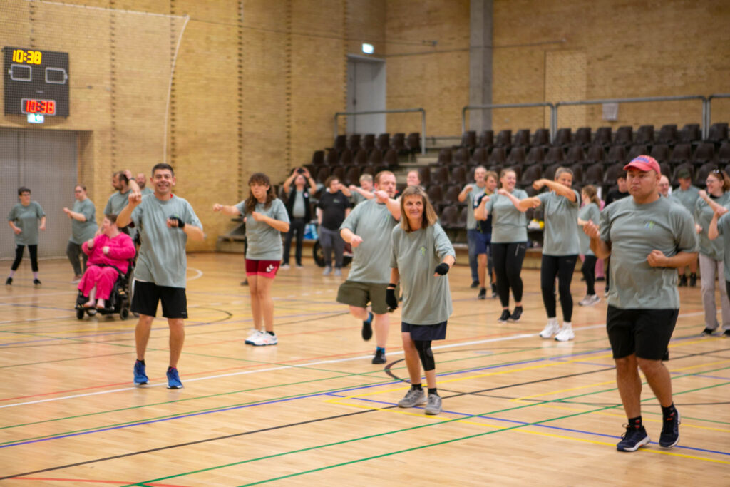 180 motionsglade mennesker kom med på holdene