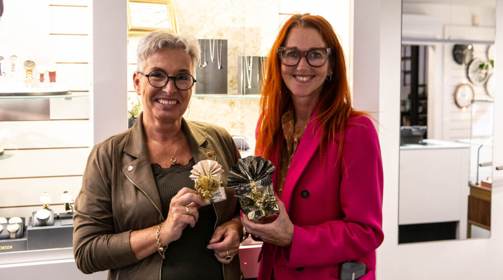 Flot opbakning til Mens Cuts Knæk Cancer-auktion