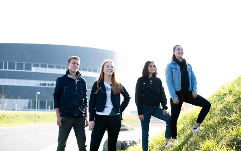 Få inspiration til fremtidens karrierevalg – oplev en virksomhed