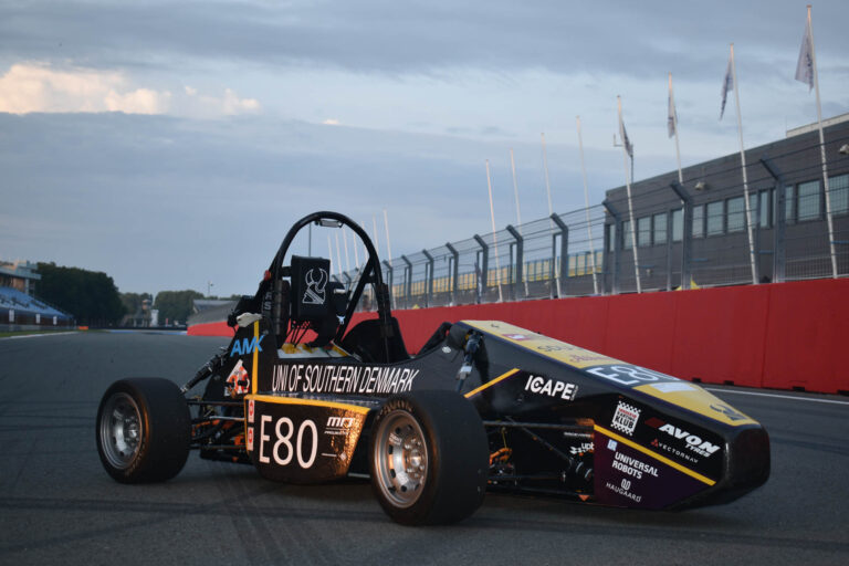 Fra 0 til 100: SDU Vikings bygger elektrisk racerbil fra bunden