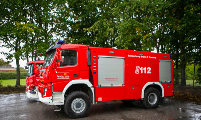 Brandbiler kaldt til Hertughaven