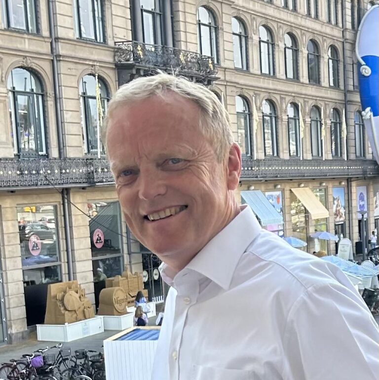 Debat: Hvad vægter mest i stemmeboksen: Holdning eller kompetence?