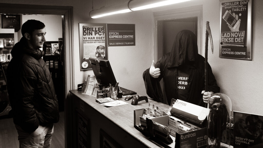 Uhyggen bredte sig i mørket på Bryggertorvet