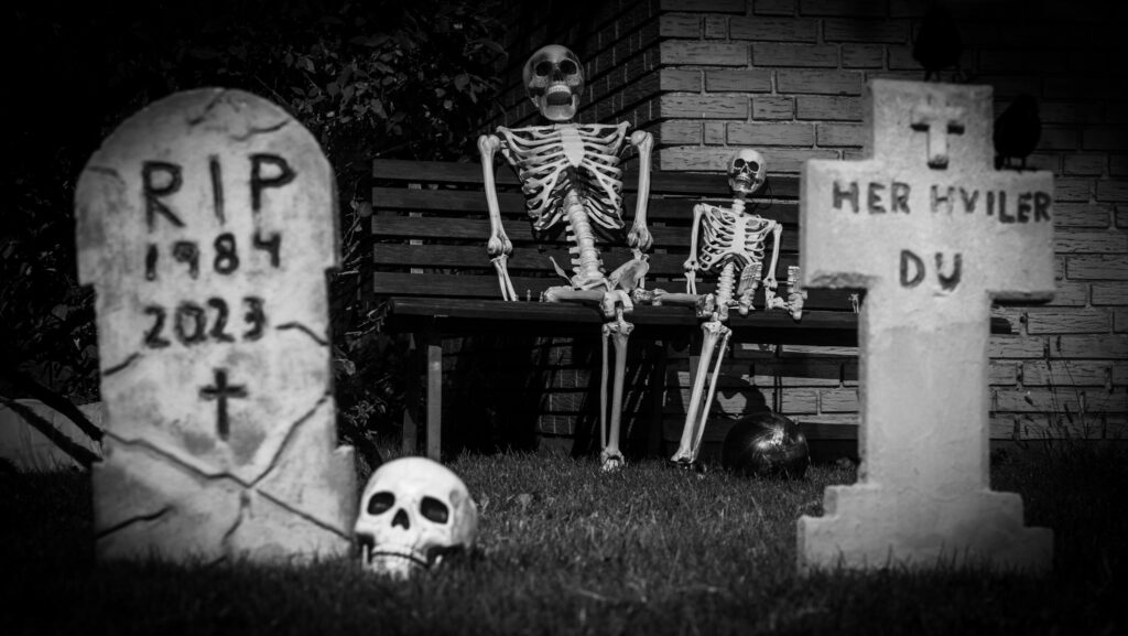 Halloween – Uhyggelig hygge i forhaven