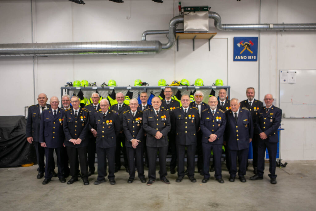 Æresmedlemmer fra frivillige brandværn bød på 643 års erfaring