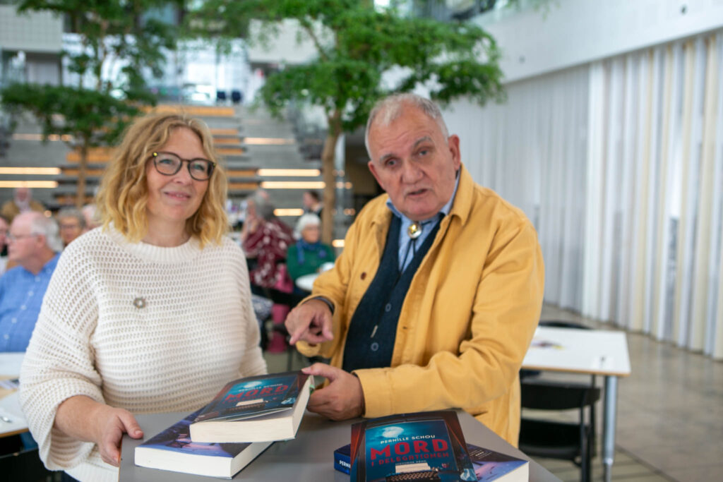 Pernille Schou var på besøg i Brecklings Bogcafé