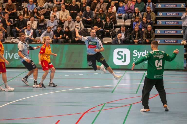 De Lyseblå sled sig til et enkelt point