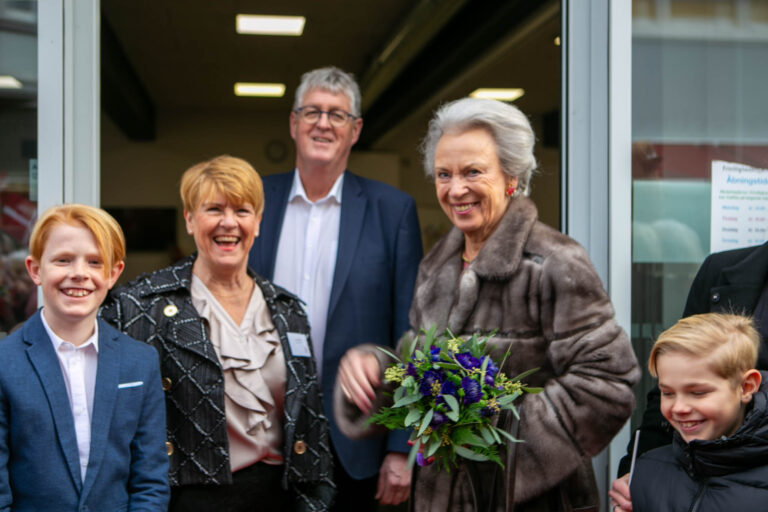Kongeligt besøg i Frivillighedens Hus