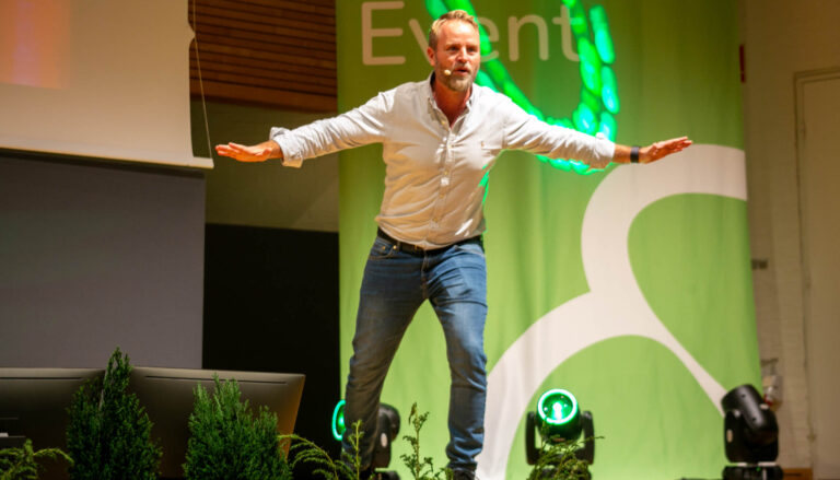 Eventdeltagere læste kropssprog og nød Thomas Ejes musikalitet