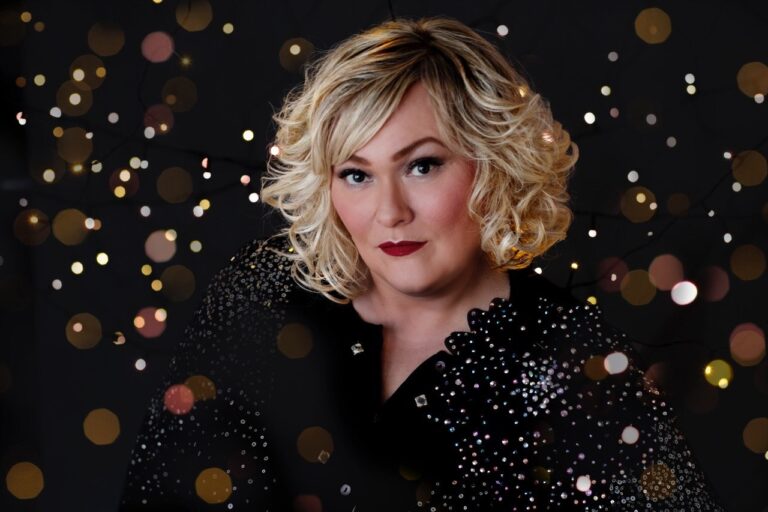 Marie Carmen Koppel synger julesange