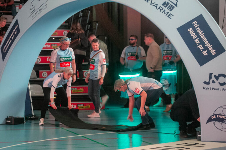 Erhvervsklub-hygge og spændende håndbold i Skansen