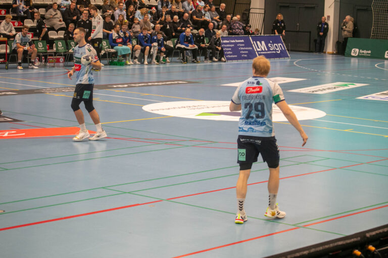 Sønderjyske Herrehåndbold giver en håndboldoplevelse i julegave